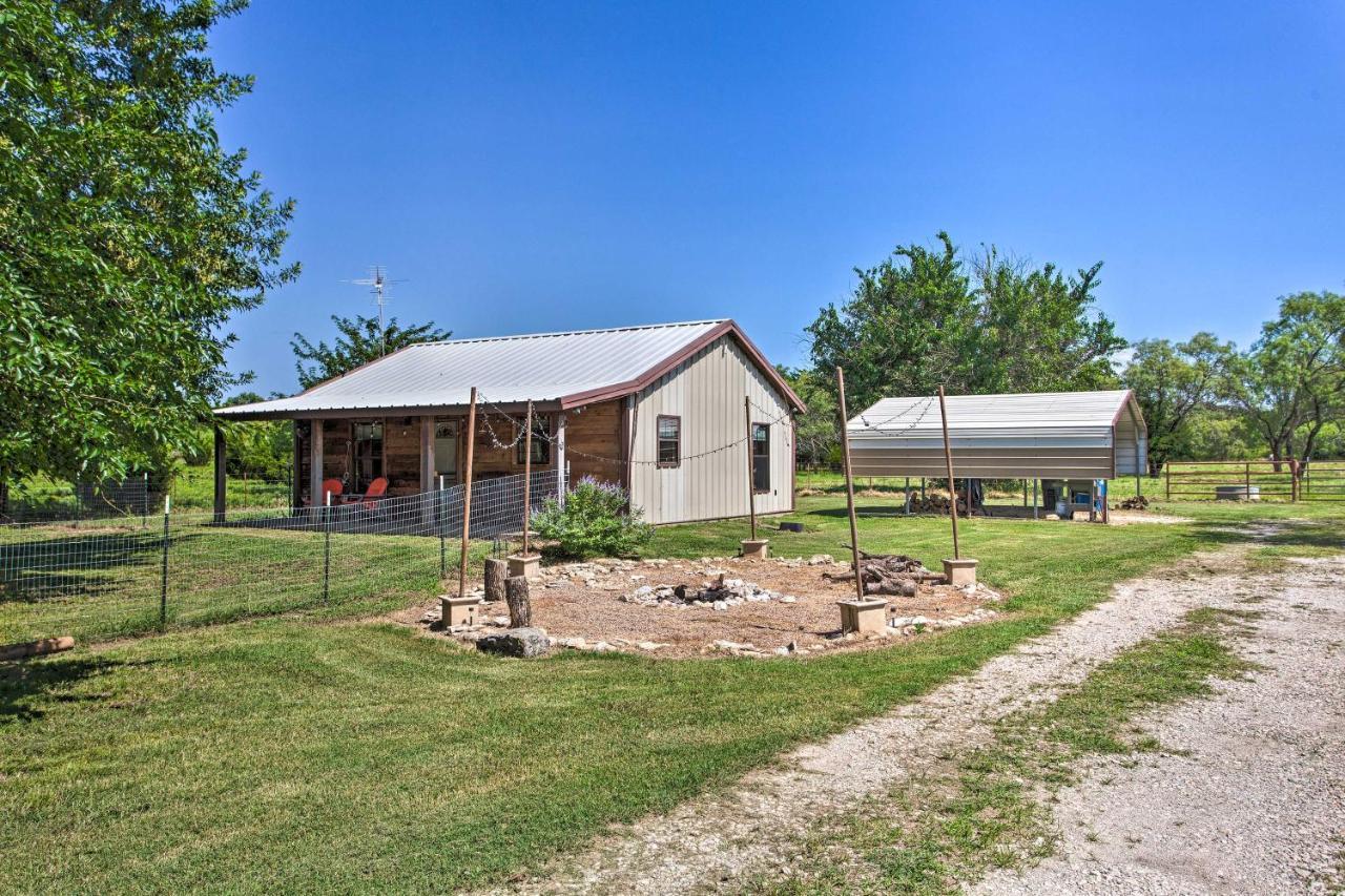 Texas Cabin On 130 Acres Walk To Lake Ray Roberts Collinsville Exteriör bild