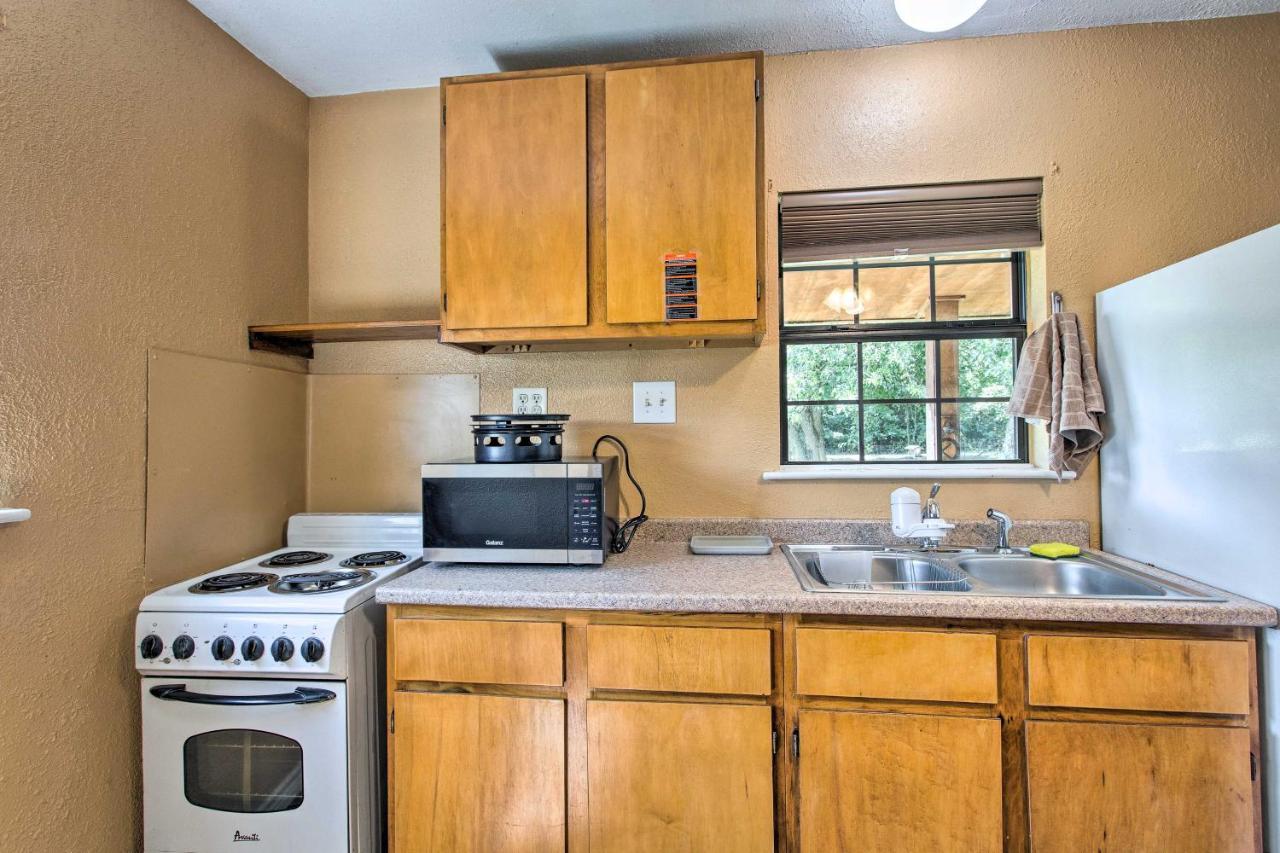 Texas Cabin On 130 Acres Walk To Lake Ray Roberts Collinsville Exteriör bild